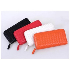 Causal Women's Wallet With PU Leather Solid Color Zipper Design